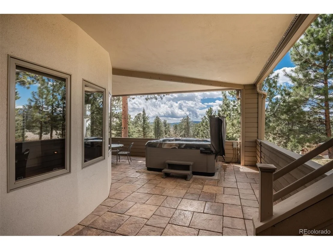 Photo of 1674 Tamarac Dr