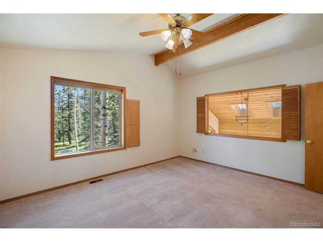 Photo of 635 Ridge Dr