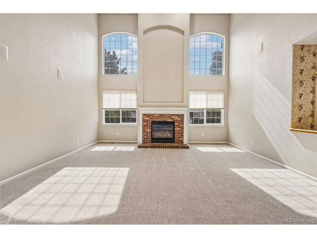 Photo of 5974 Sparrow Ave