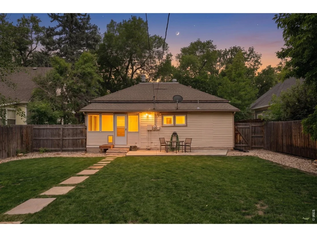 Photo of 638 Welch Ave