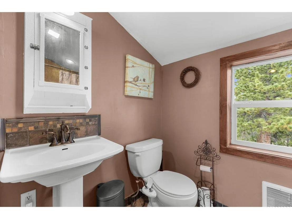 Photo of 33998 Lyttle Dowdle Dr