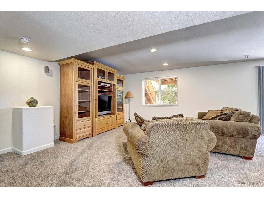 Photo of 10246 Joseph Dr