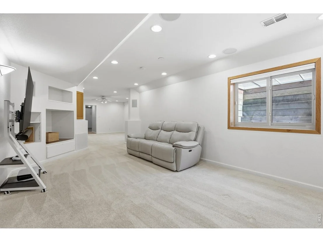 Photo of 5579 STONEWALL Pl