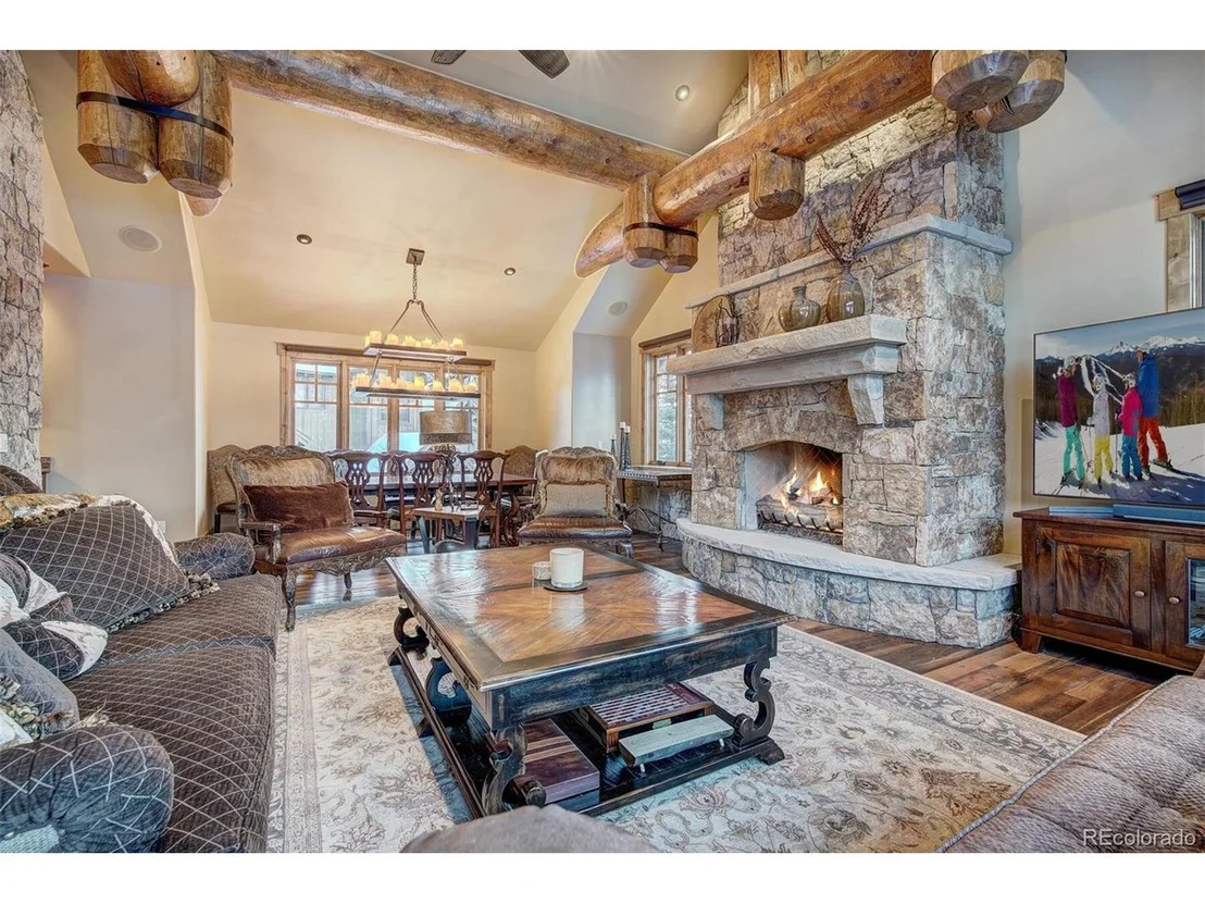 Photo of 73 Regent Dr