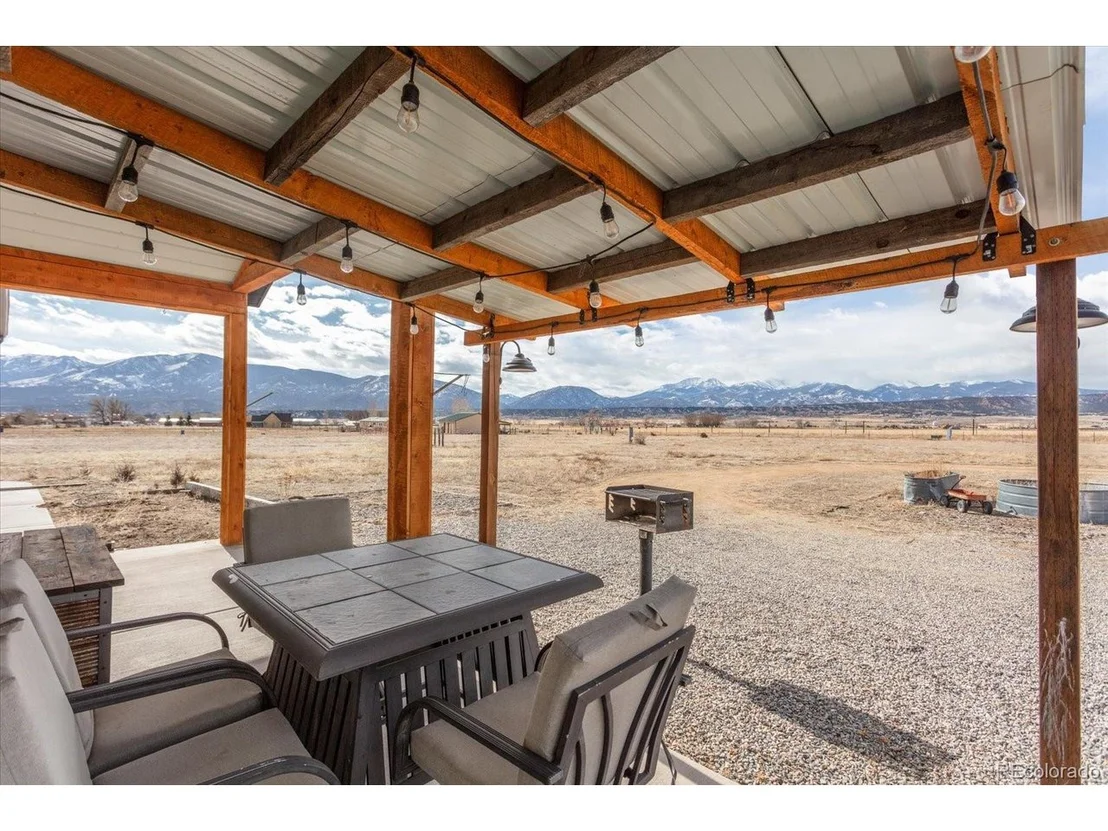 Photo of 10627 Sunnyside Cir