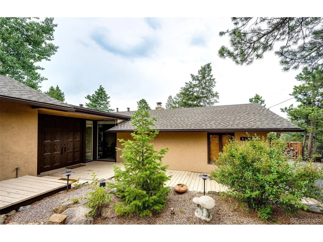 Photo of 3876 Ridge Rd