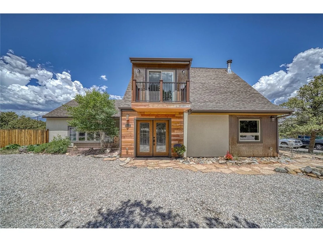 Photo of 6375 Terrace Ln