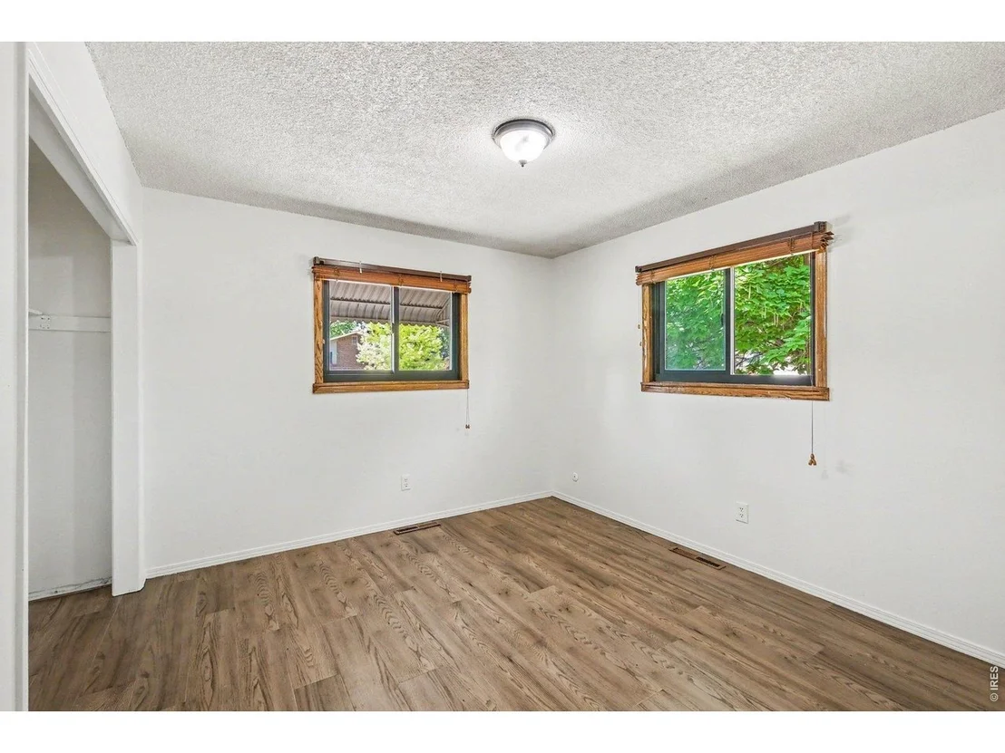 Photo of 1320 Garden Cir