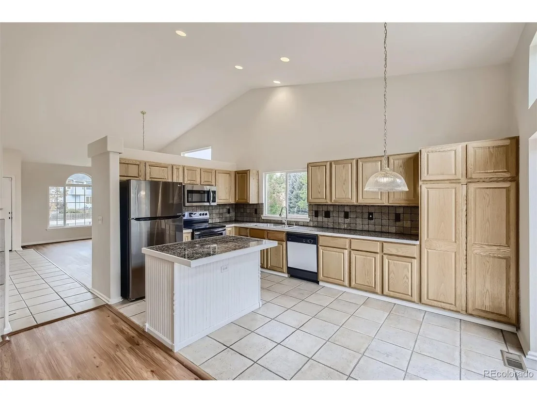 Photo of 732 Bluegrass Dr