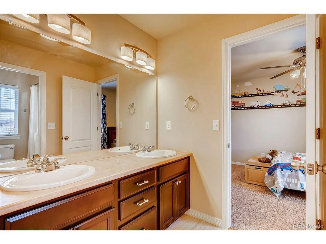 Photo of 15805 Savory Cir