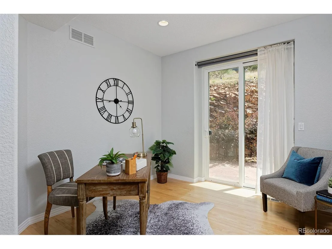 Photo of 645 1st Ave