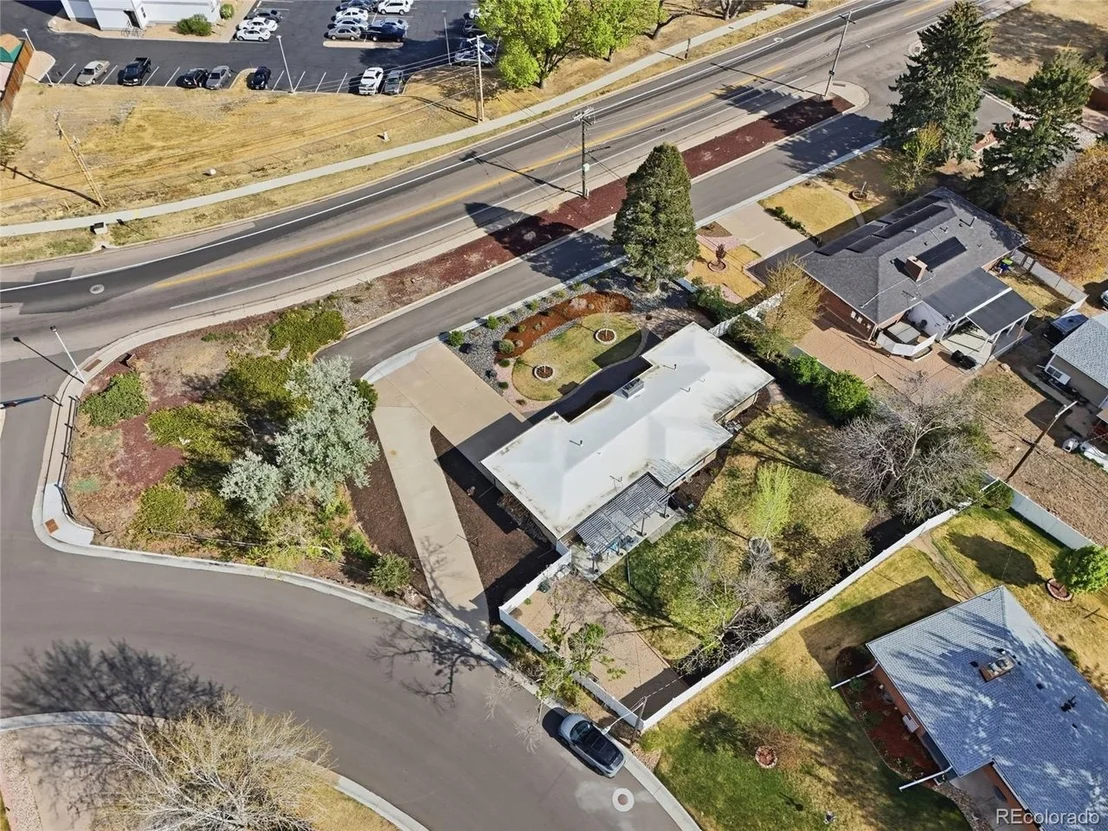 Photo of 2705 Sunset Ln