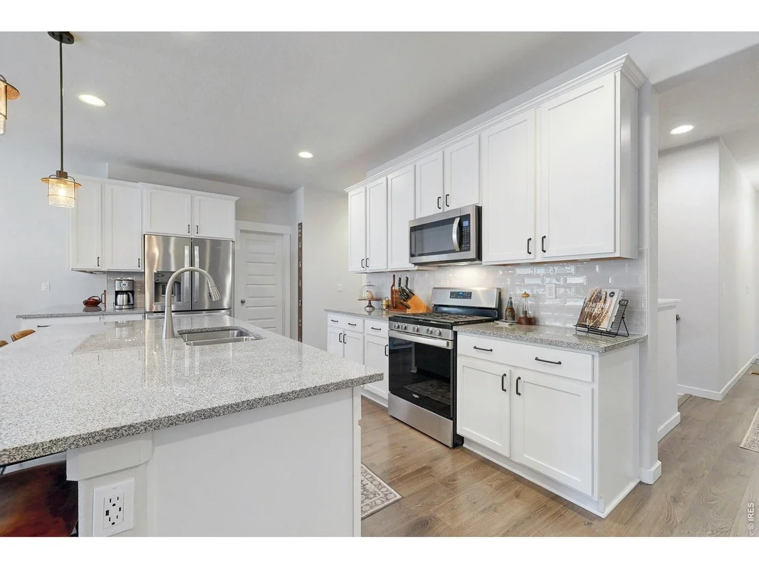 Photo of 360 Capitol Reef St