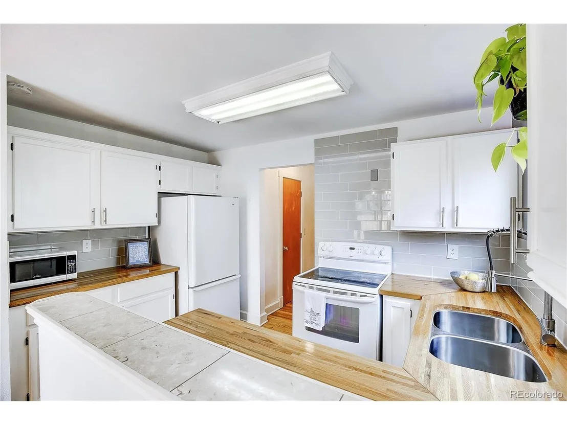 Photo of 5255 W 115th Pl