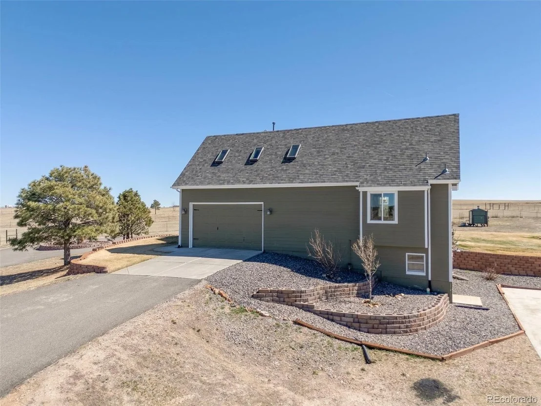 Photo of 6690 Sunset Cir