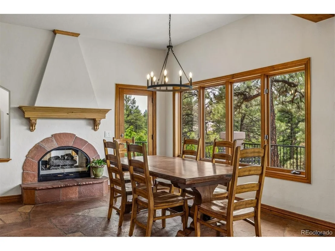 Photo of 2376 Trails End