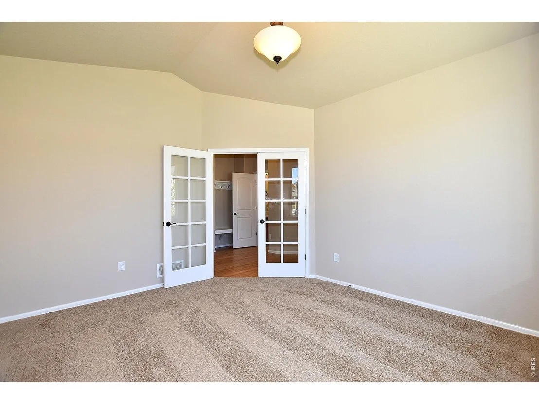 Photo of 2424 Juno Ln