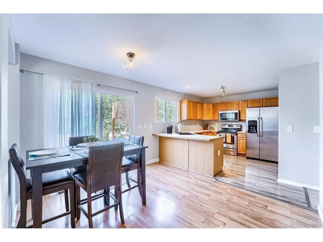 Photo of 1260 Red Mountain Dr