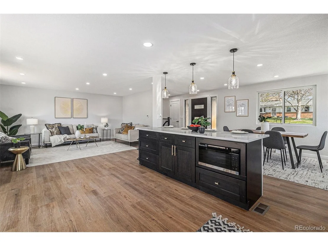 Photo of 6711 Field St