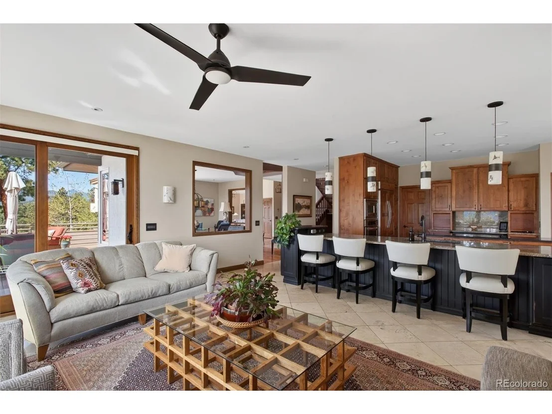 Photo of 1674 Tamarac Dr