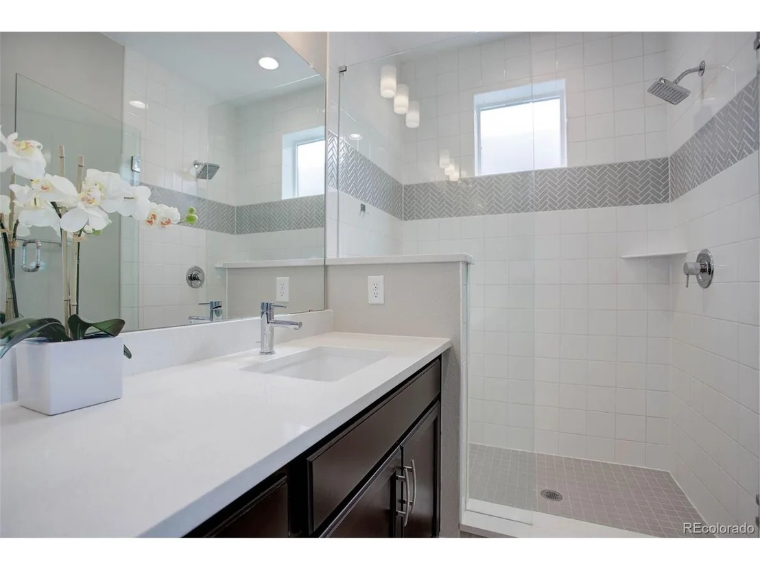 Photo of 11044 Shining Star Cir