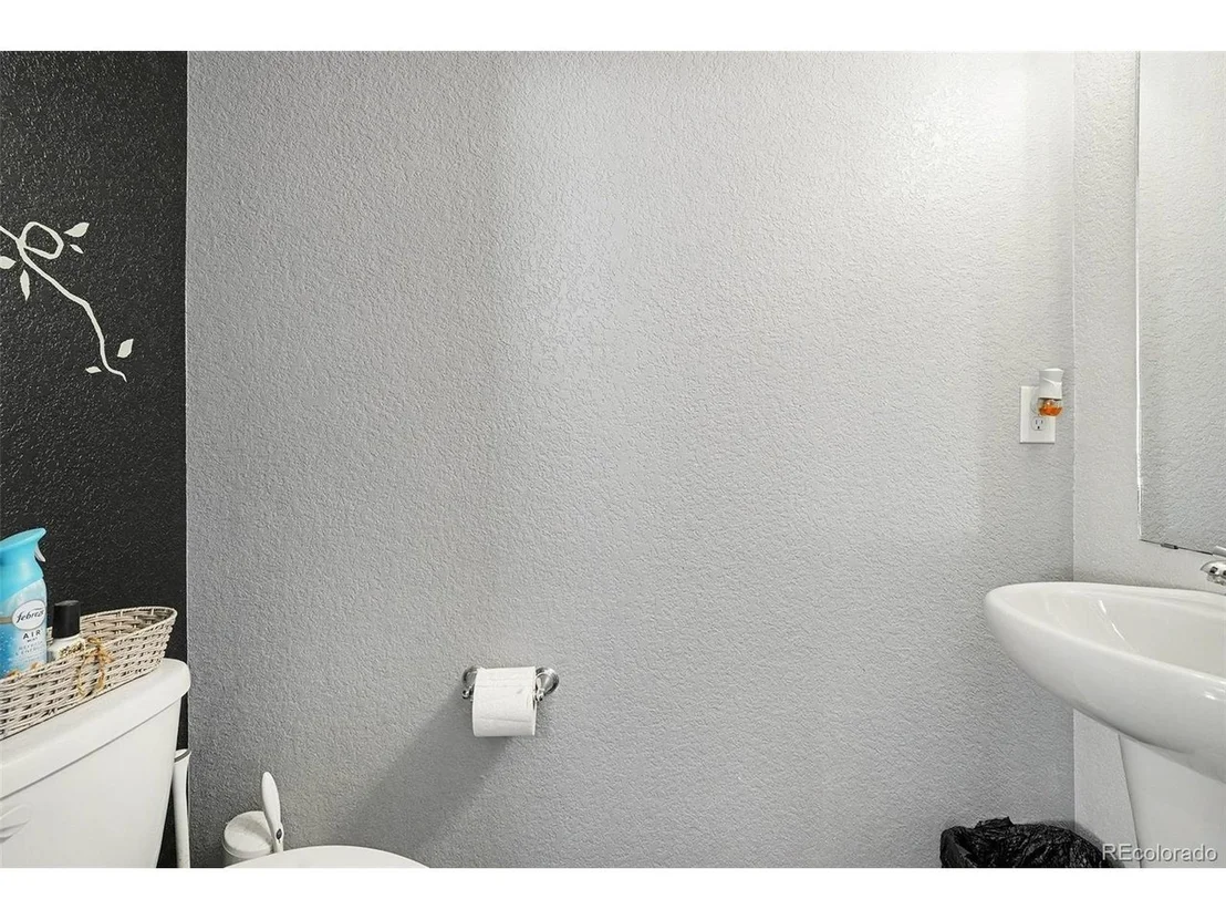 Photo of 18643 E 50th Pl