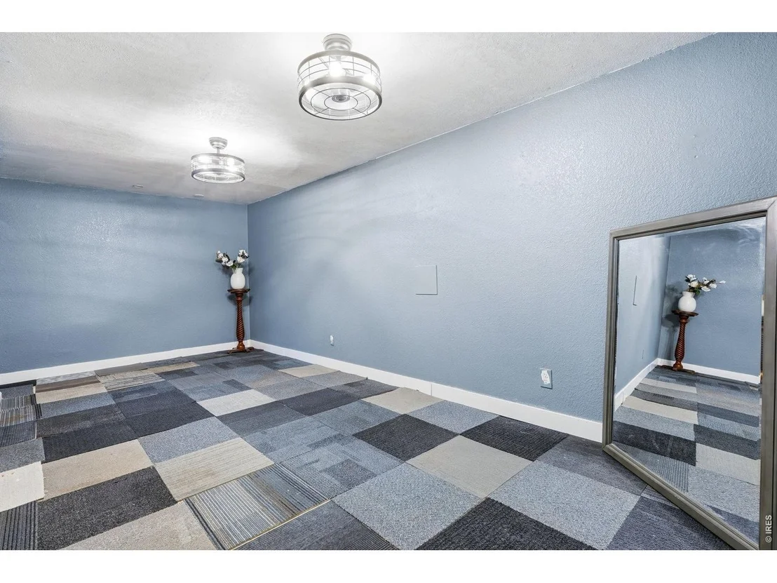 Photo of 8260 Bluebell Way