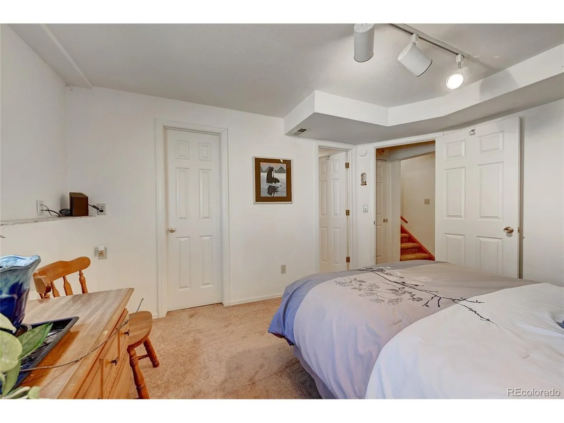 Photo of 7072 Palisade Dr
