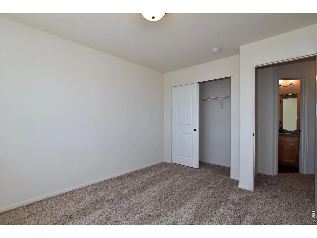 Photo of 2411 Juno Ln