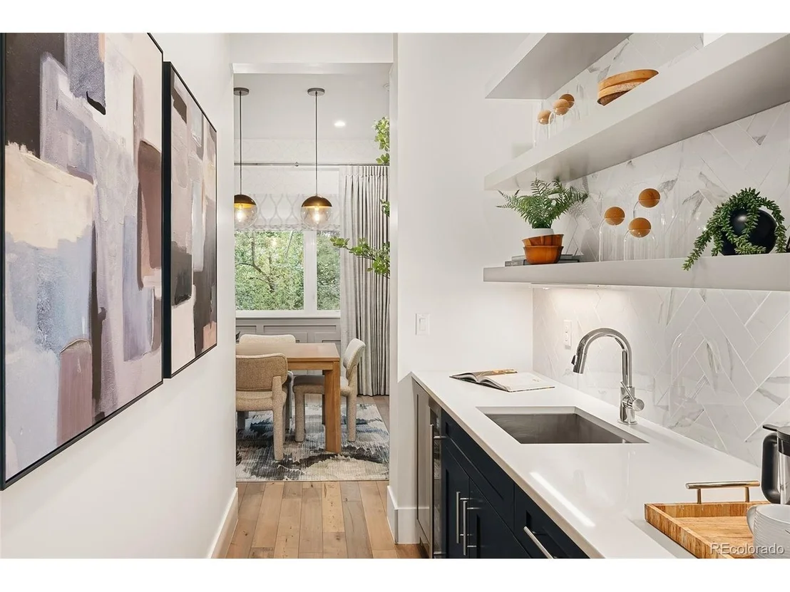 Photo of 20 Ivanhoe St