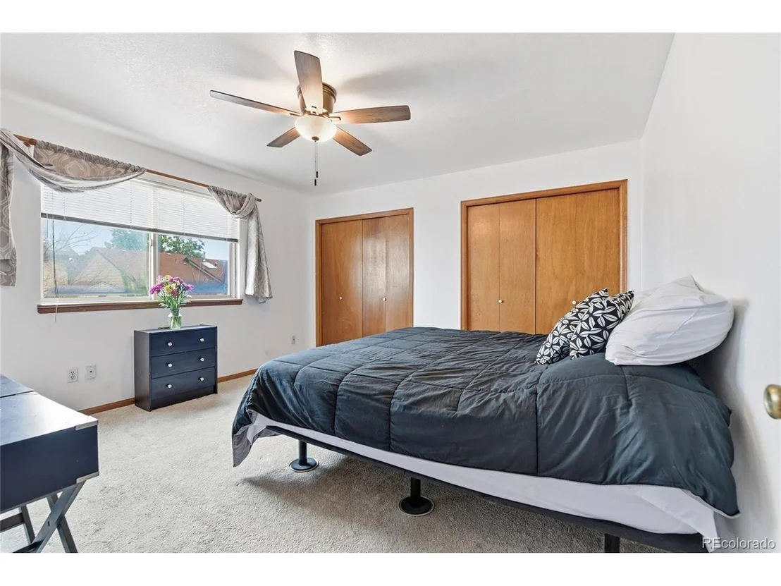 Photo of 450 N 9th Pl