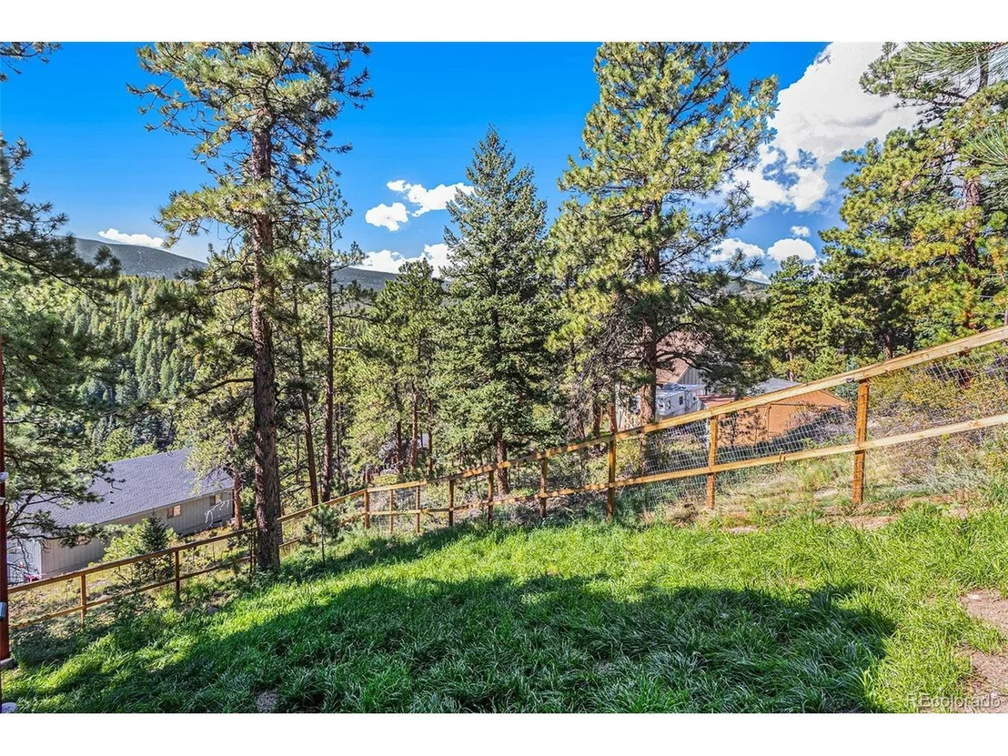 Photo of 32976 Timber Ridge Rd