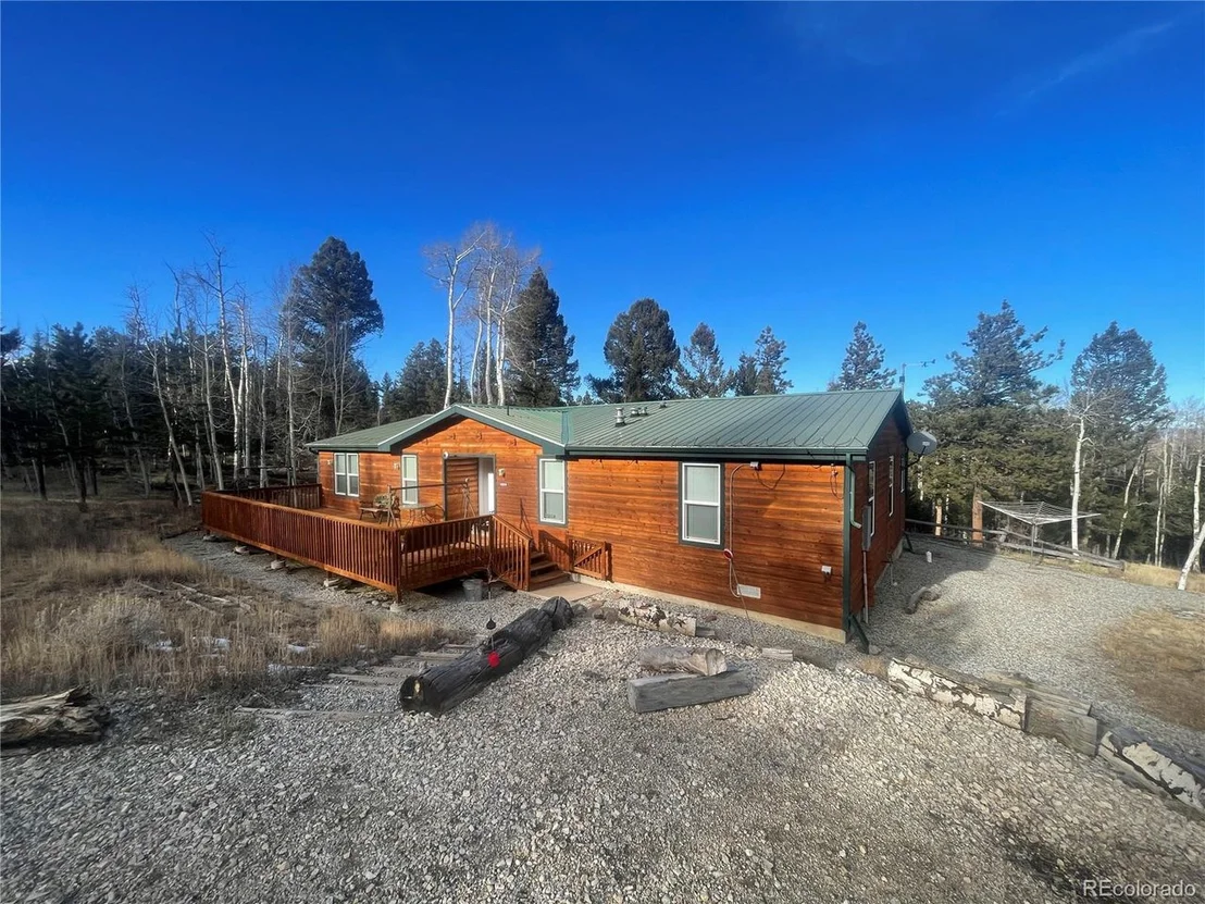 Photo of 663 Bellows Rd