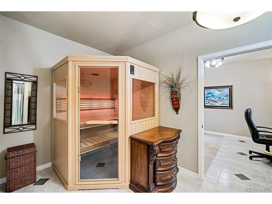 Photo of 1399 Gore Cir