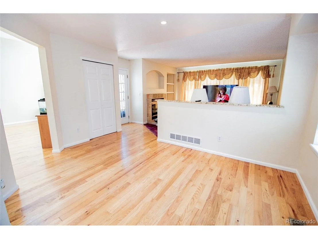 Photo of 4144 Dunkirk Ct