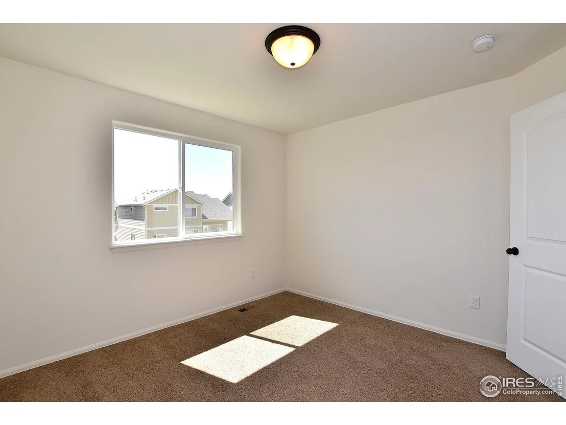 Photo of 611 86th Ave