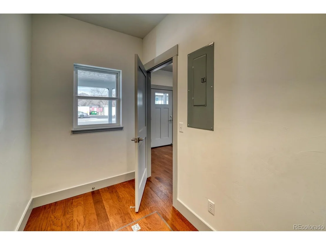 Photo of 102 River Ridge Ln