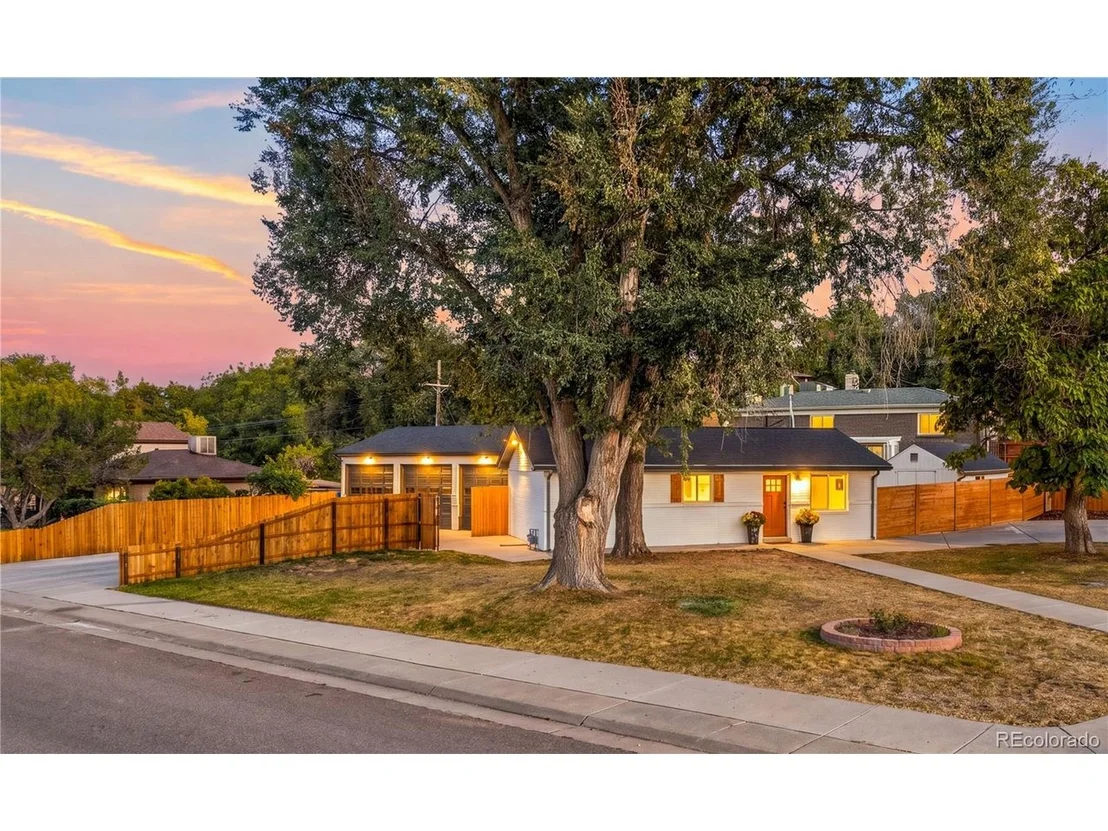 Photo of 5590 Clear Creek Dr