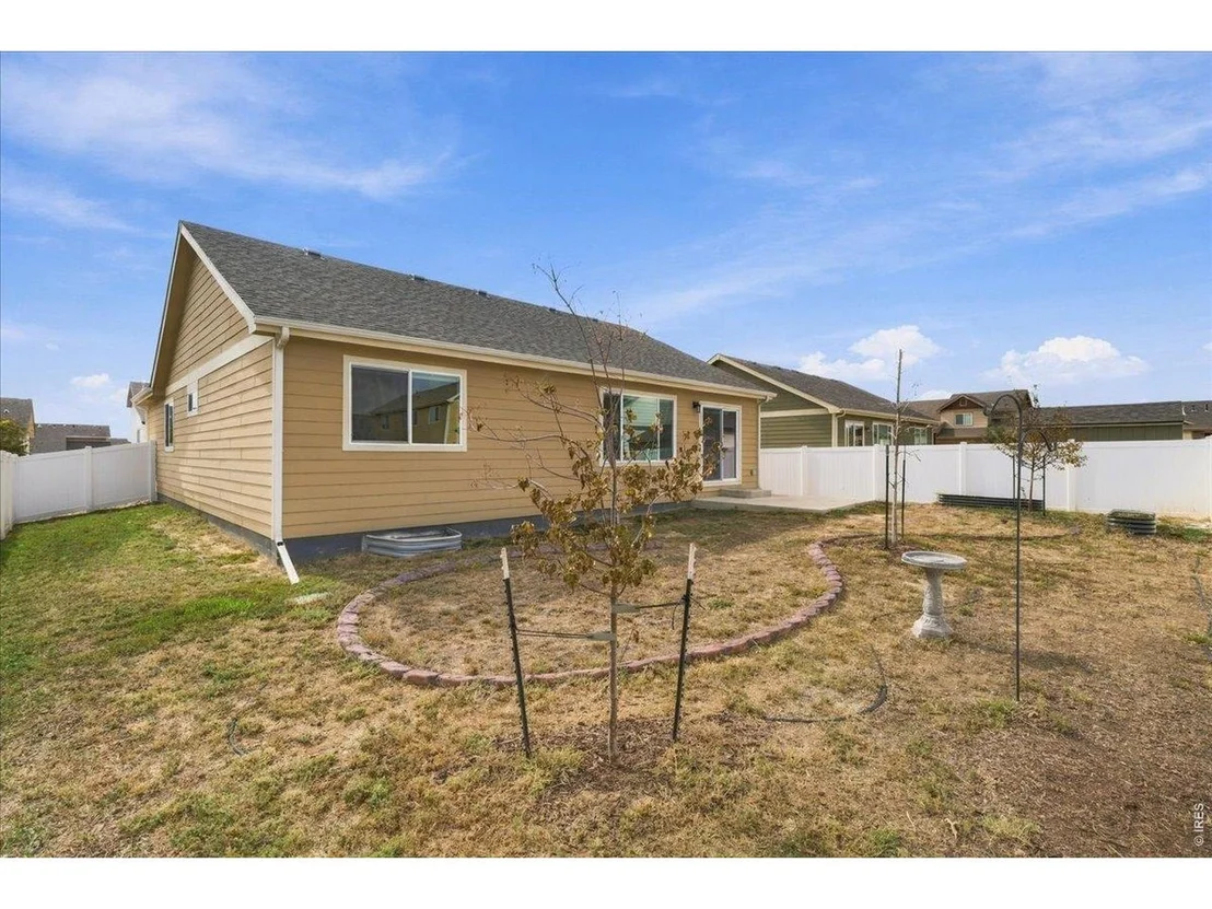 Photo of 946 Scotch Pine Dr