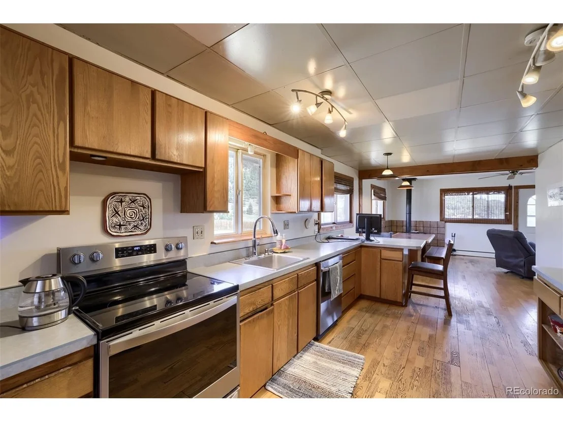 Photo of 6475 High Cir