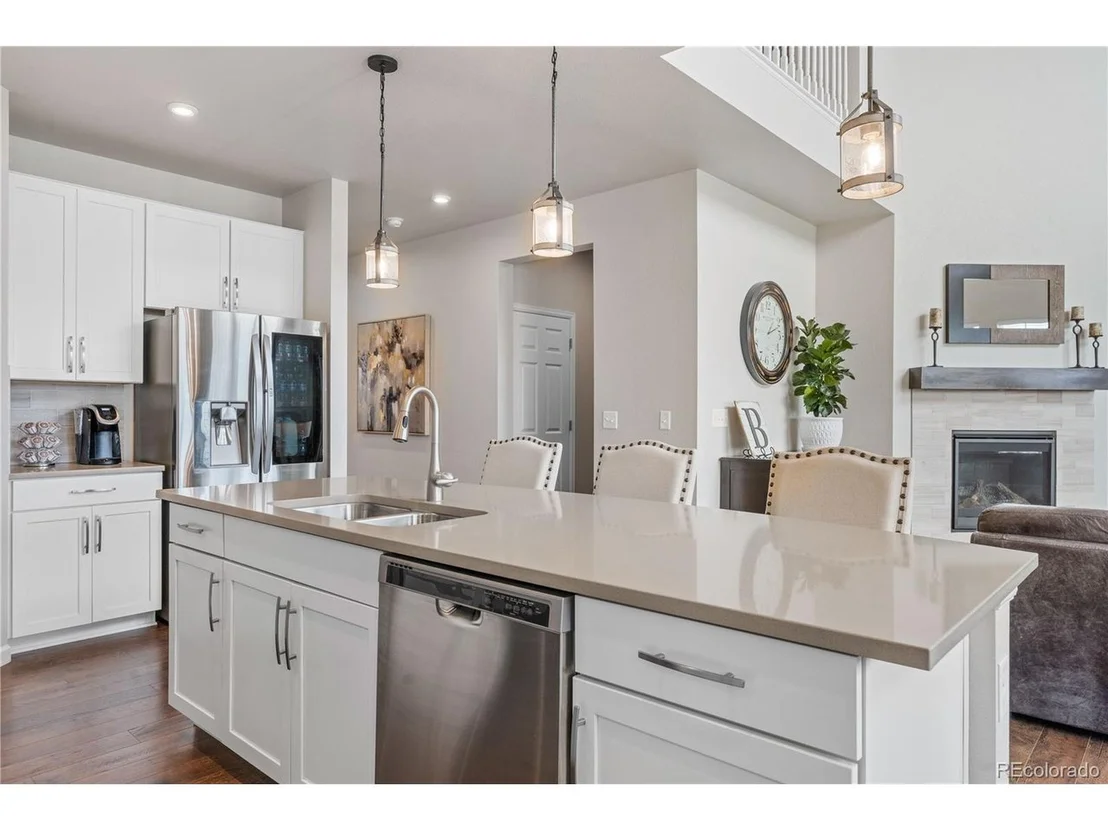 Photo of 23939 E Narrowleaf Pl