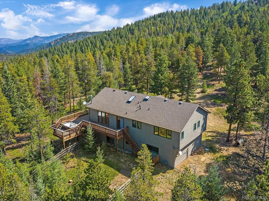 Photo of 8331 London Ln
