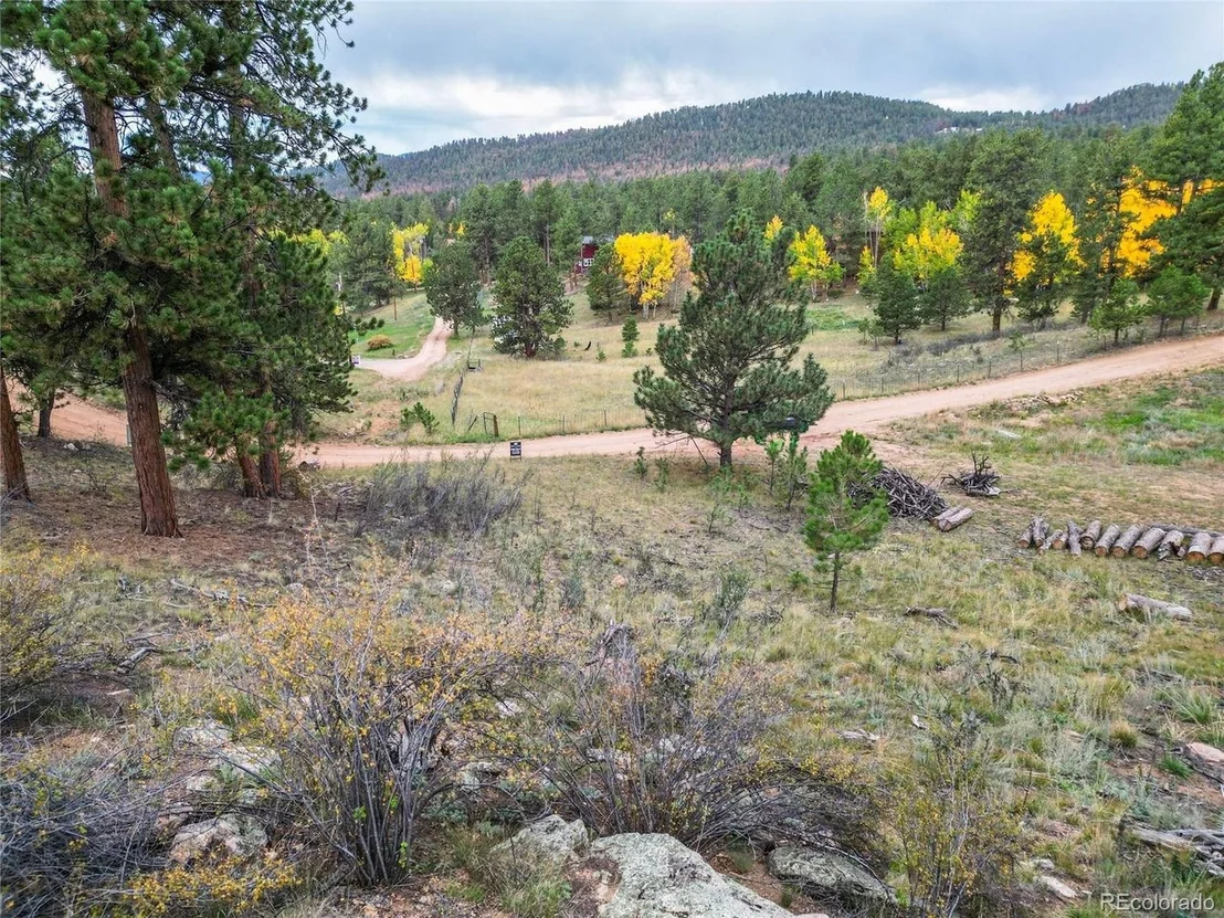 Photo of 33247 Jennifer Rd