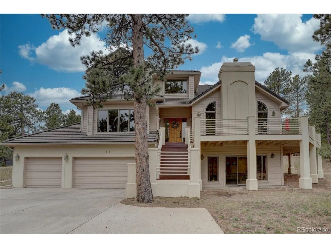 Photo of 1627 Marmot Ln