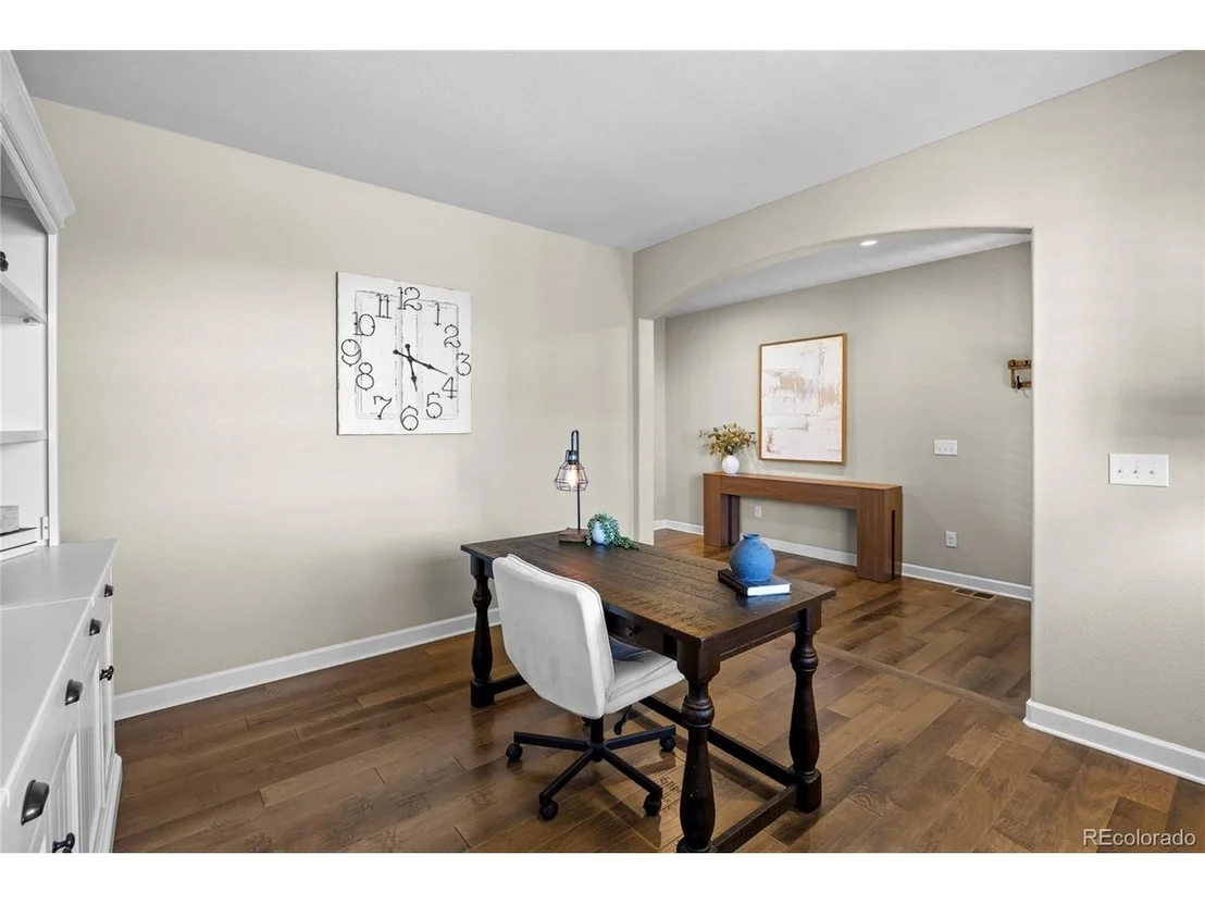 Photo of 7658 Oasis Dr
