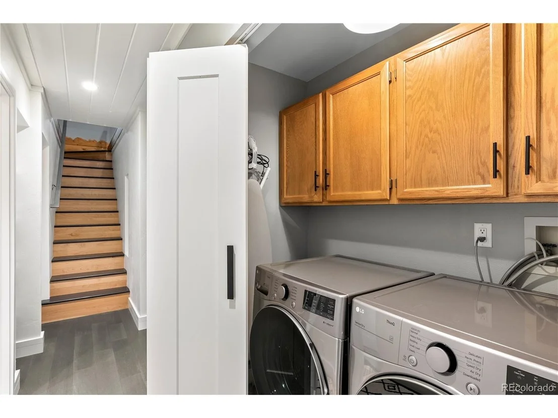 Photo of 592 Brook Dr