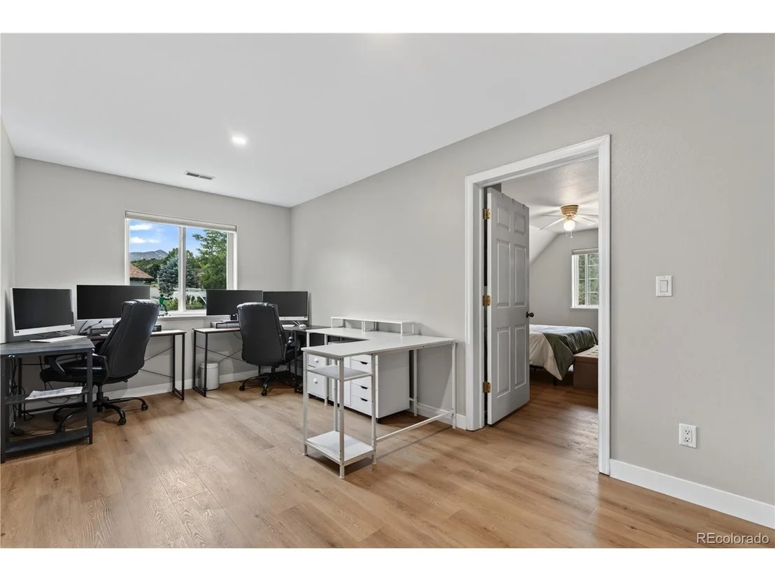 Photo of 853 Antler Point Ln