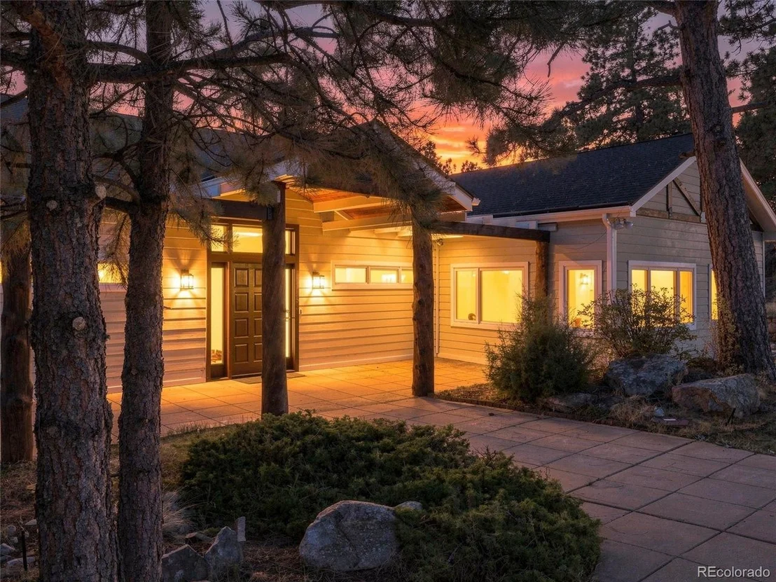Photo of 35000 Fox Ridge Rd