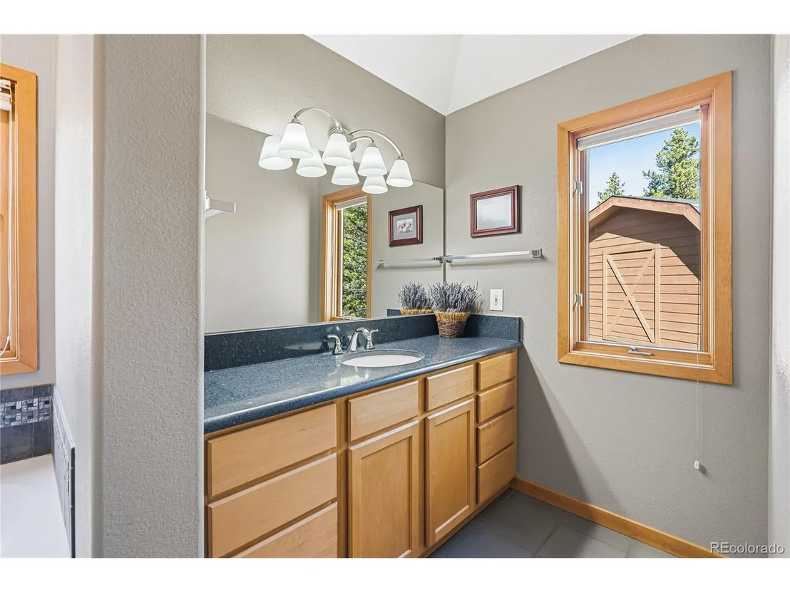 Photo of 9274 Sandy Ln