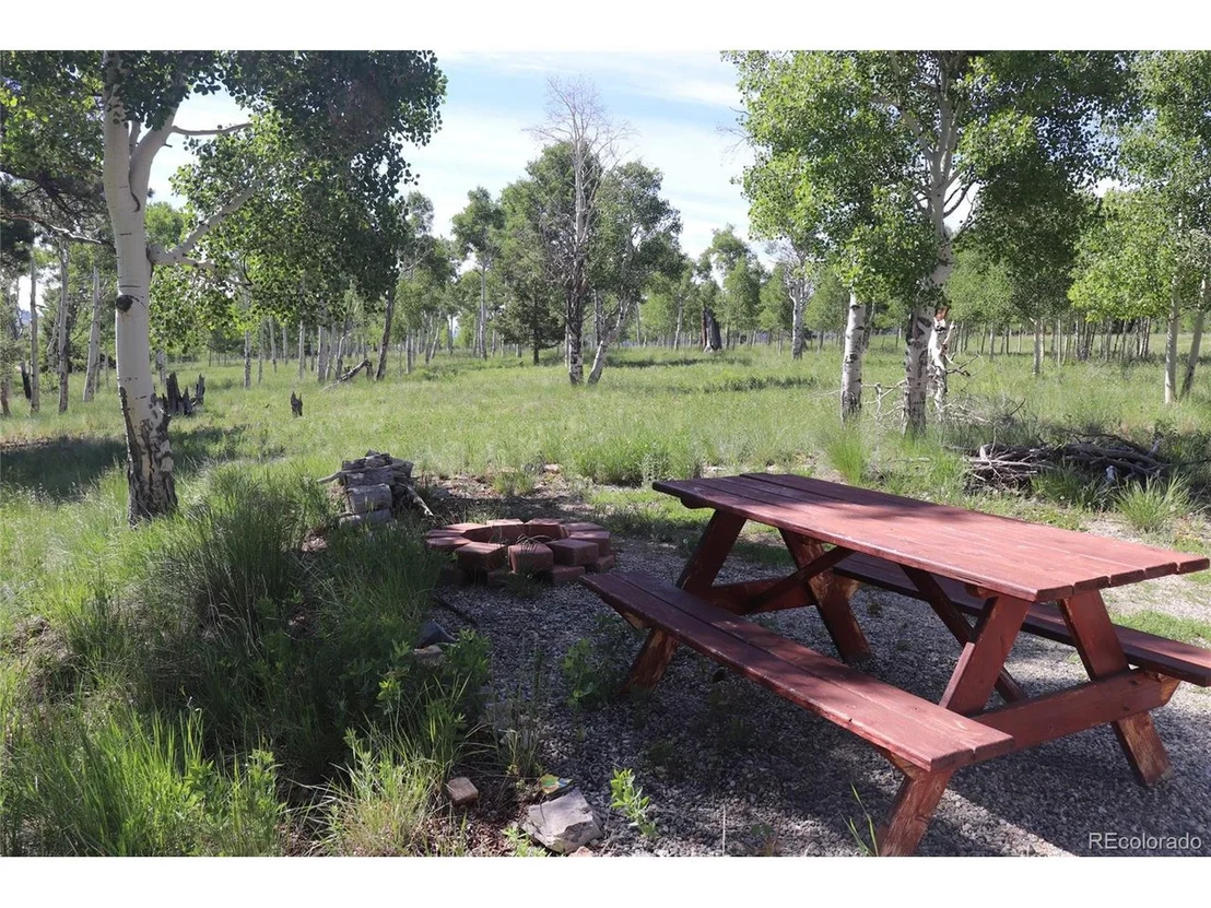 Photo of 1979 Pitchfork Rd